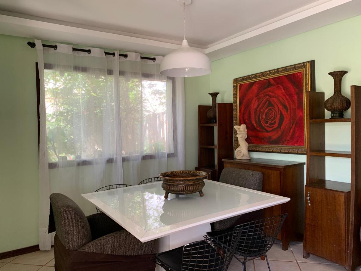 Casa De Temporada 4 Quartos Sendo 2 Suites Em Vilas Do Atlantico - 200 M Da Praia E 6 Km Da Capital Lauro de Freitas Εξωτερικό φωτογραφία