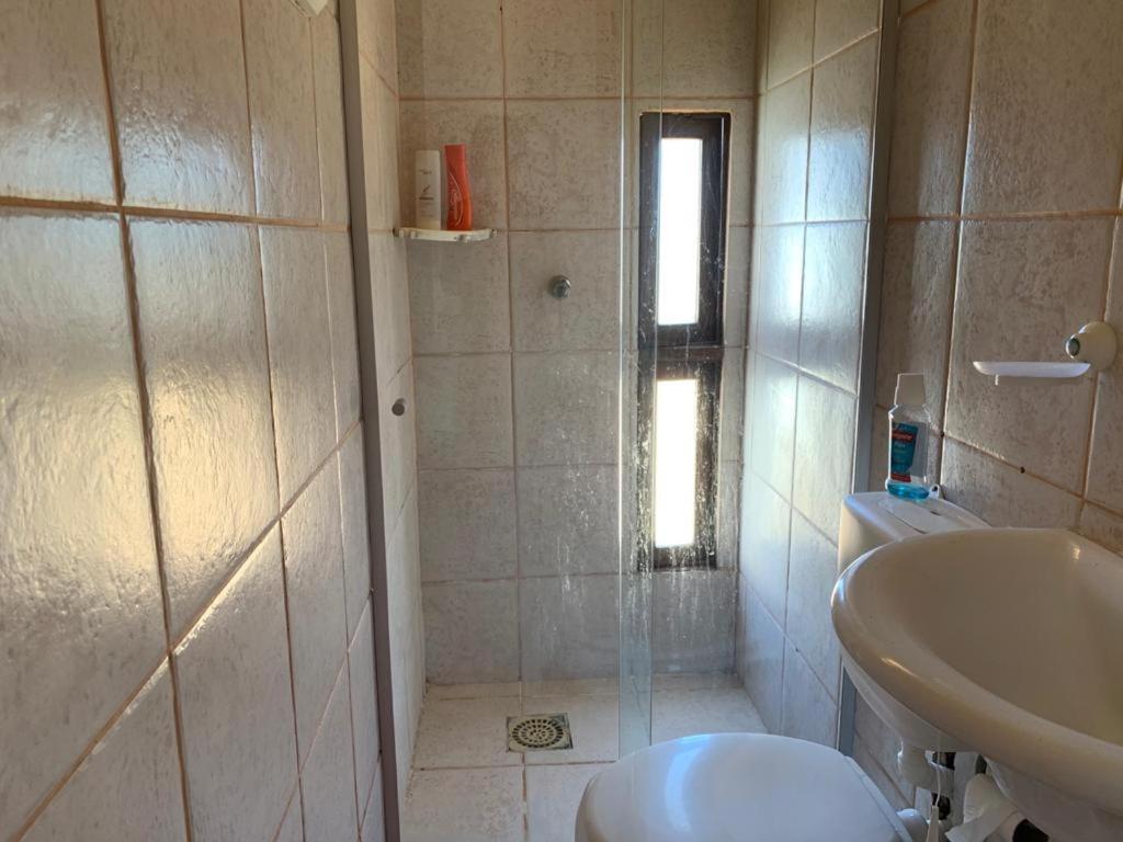 Casa De Temporada 4 Quartos Sendo 2 Suites Em Vilas Do Atlantico - 200 M Da Praia E 6 Km Da Capital Lauro de Freitas Εξωτερικό φωτογραφία