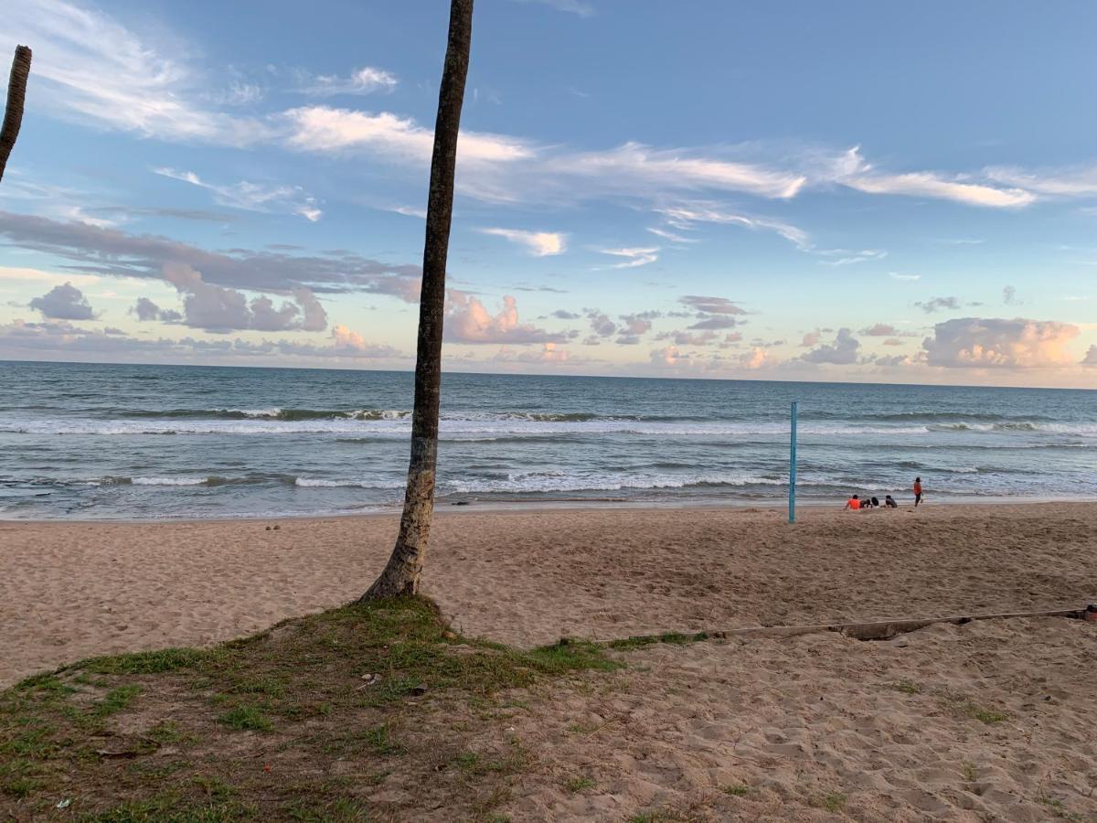 Casa De Temporada 4 Quartos Sendo 2 Suites Em Vilas Do Atlantico - 200 M Da Praia E 6 Km Da Capital Lauro de Freitas Εξωτερικό φωτογραφία